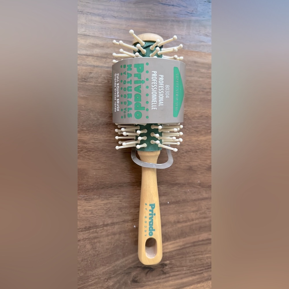 Privado by Goodys Full Round Hair Brush